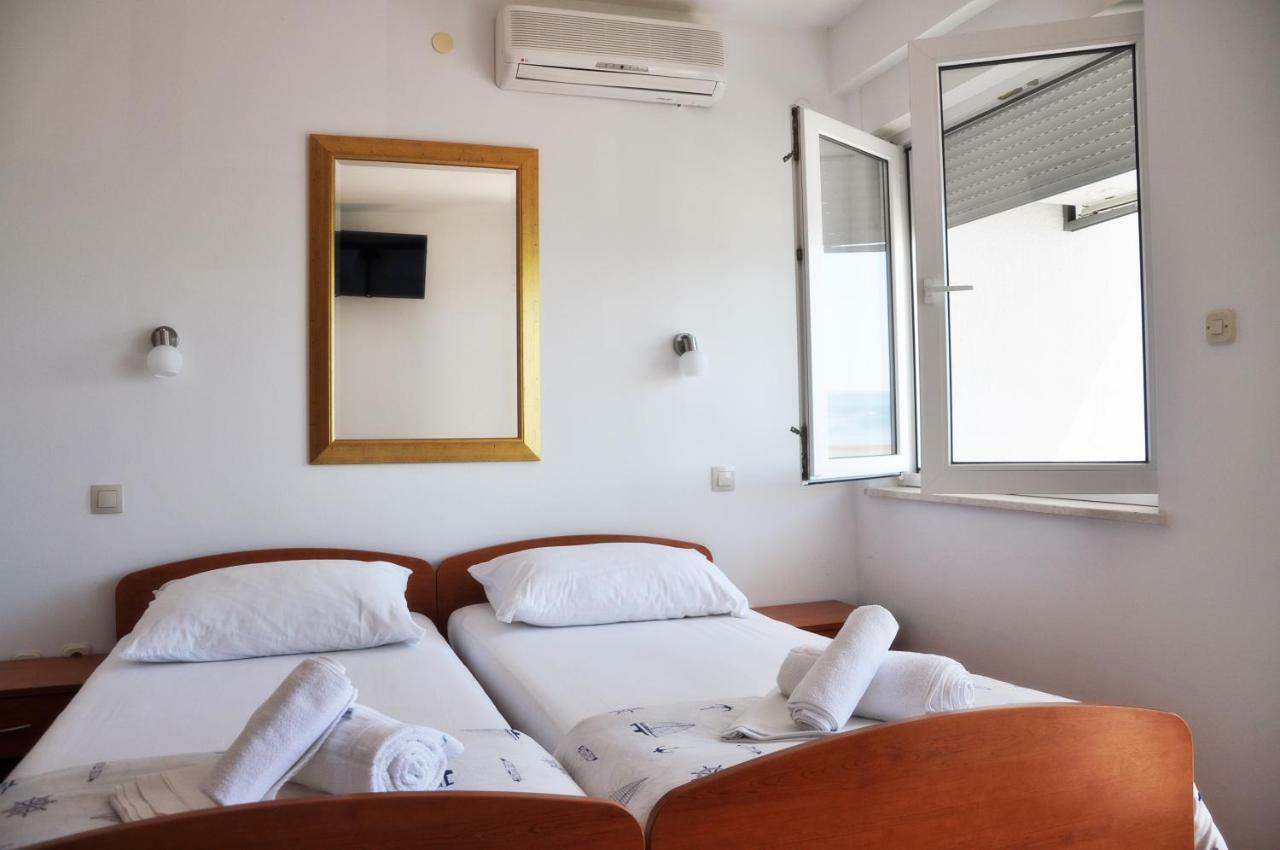 Sunrise Apartments And Studio Apartments Lokva Rogoznica Exterior foto
